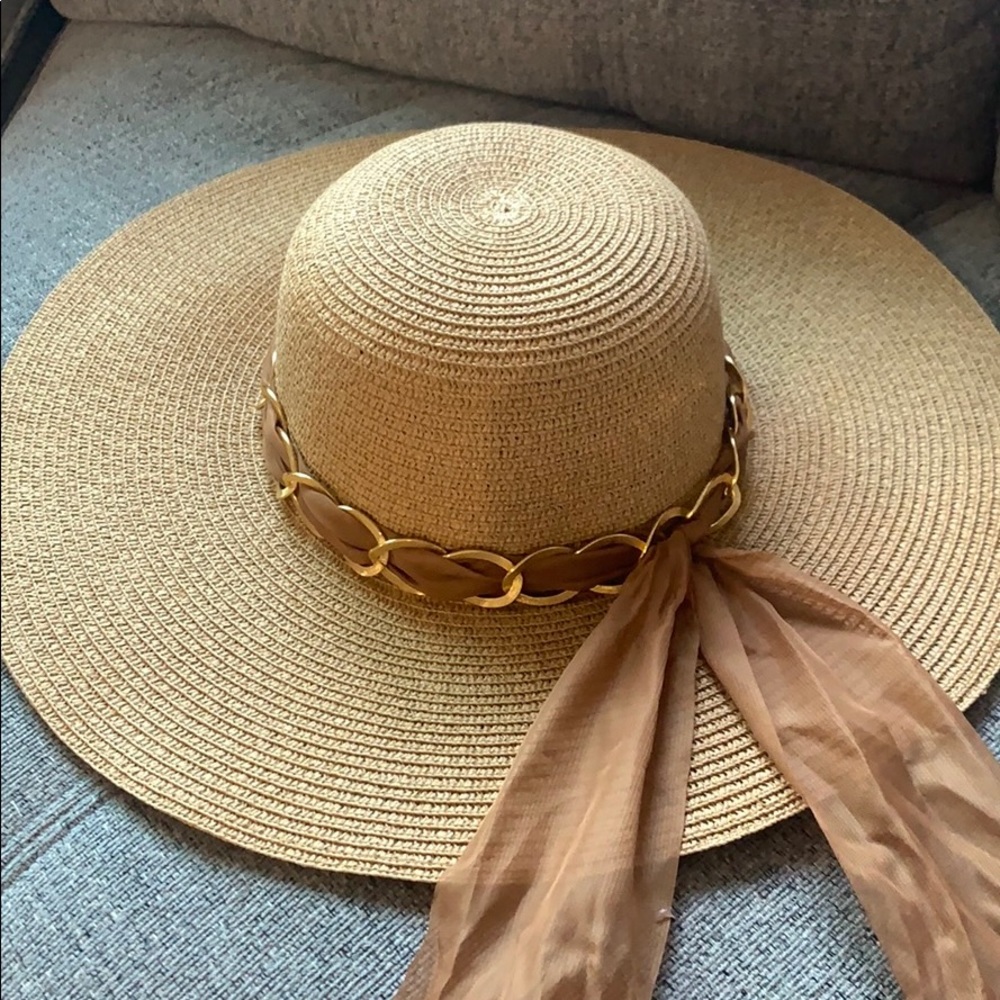 Floppy Sun Straw Hat